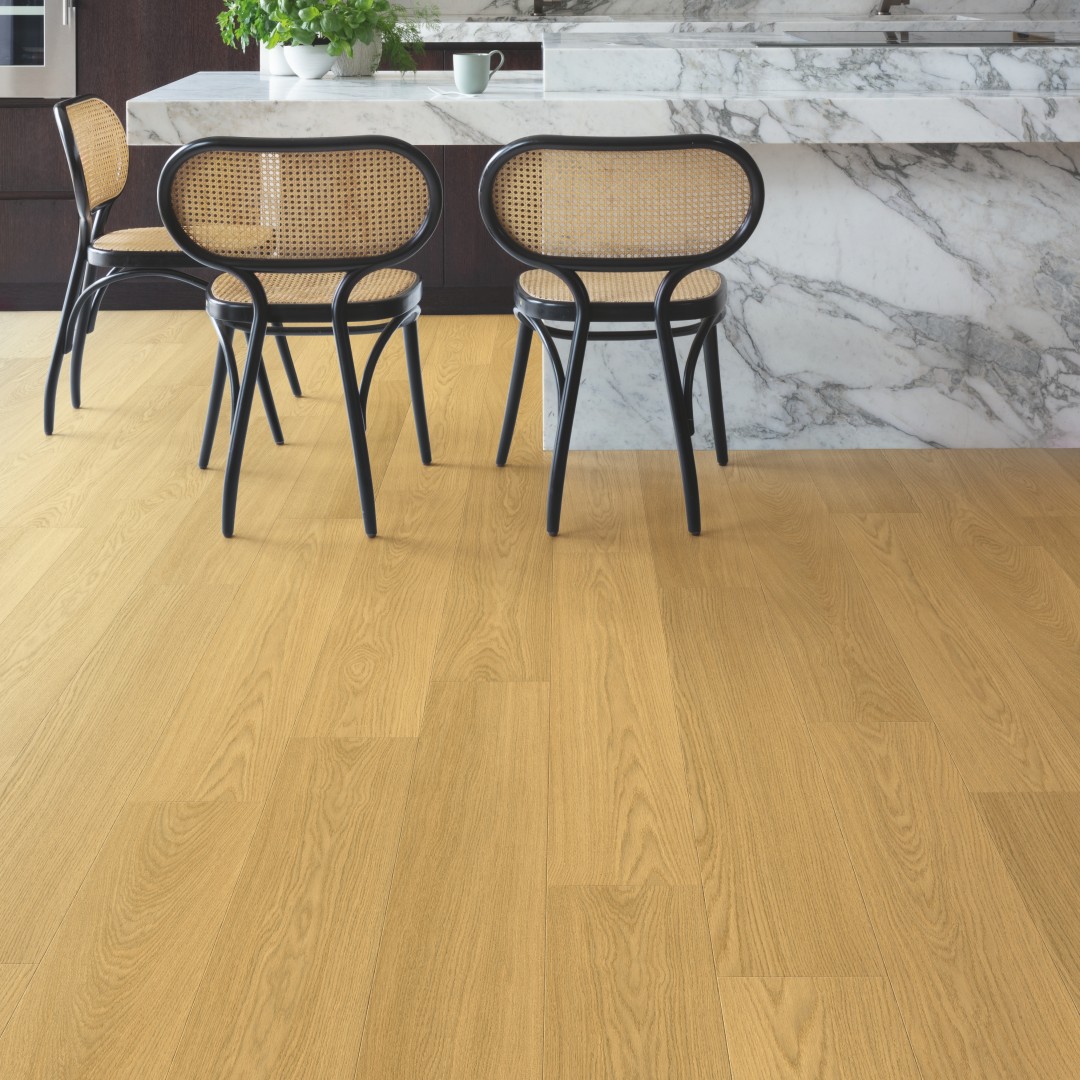 Capture Natural Varnished Oak Capture Natural Varnished Oak