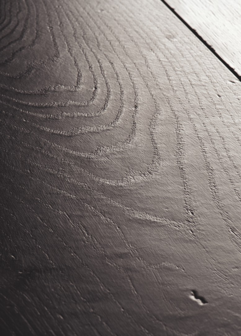 Capture Painted Oak - Black Capture Painted Oak - Black