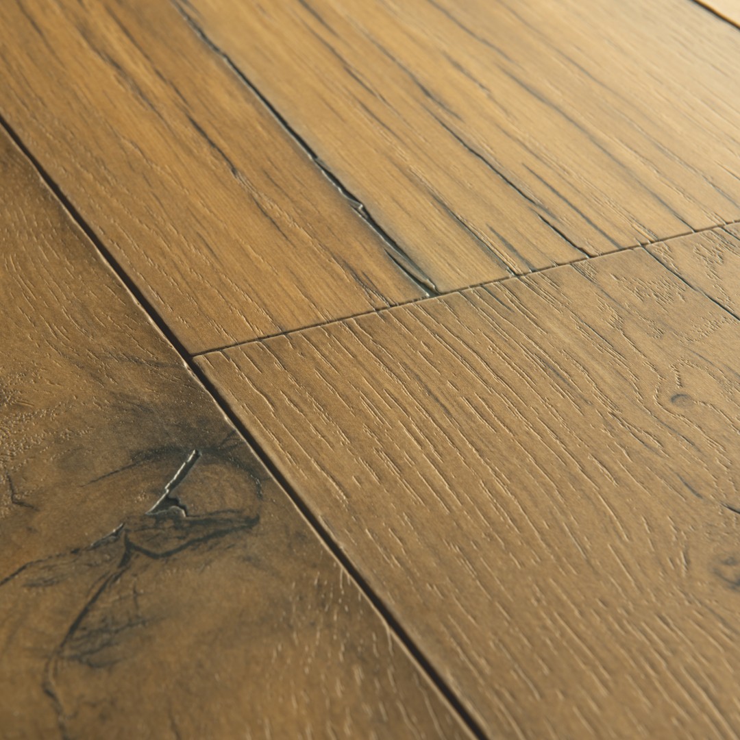 Signature Cracked Oak - Natural Signature Cracked Oak - Natural