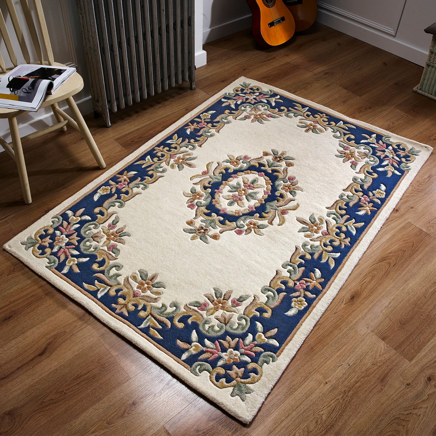 Royal Traditional Rug - Cream Blue