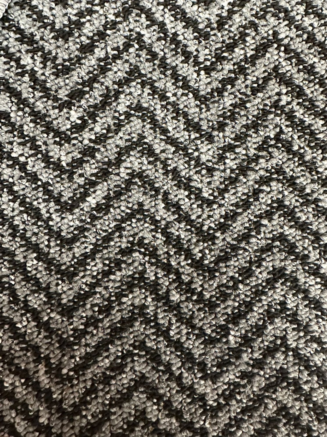 Chili Herringbone Carpet - 2027 Anthracite Chili Herringbone Carpet - 2027 Anthracite