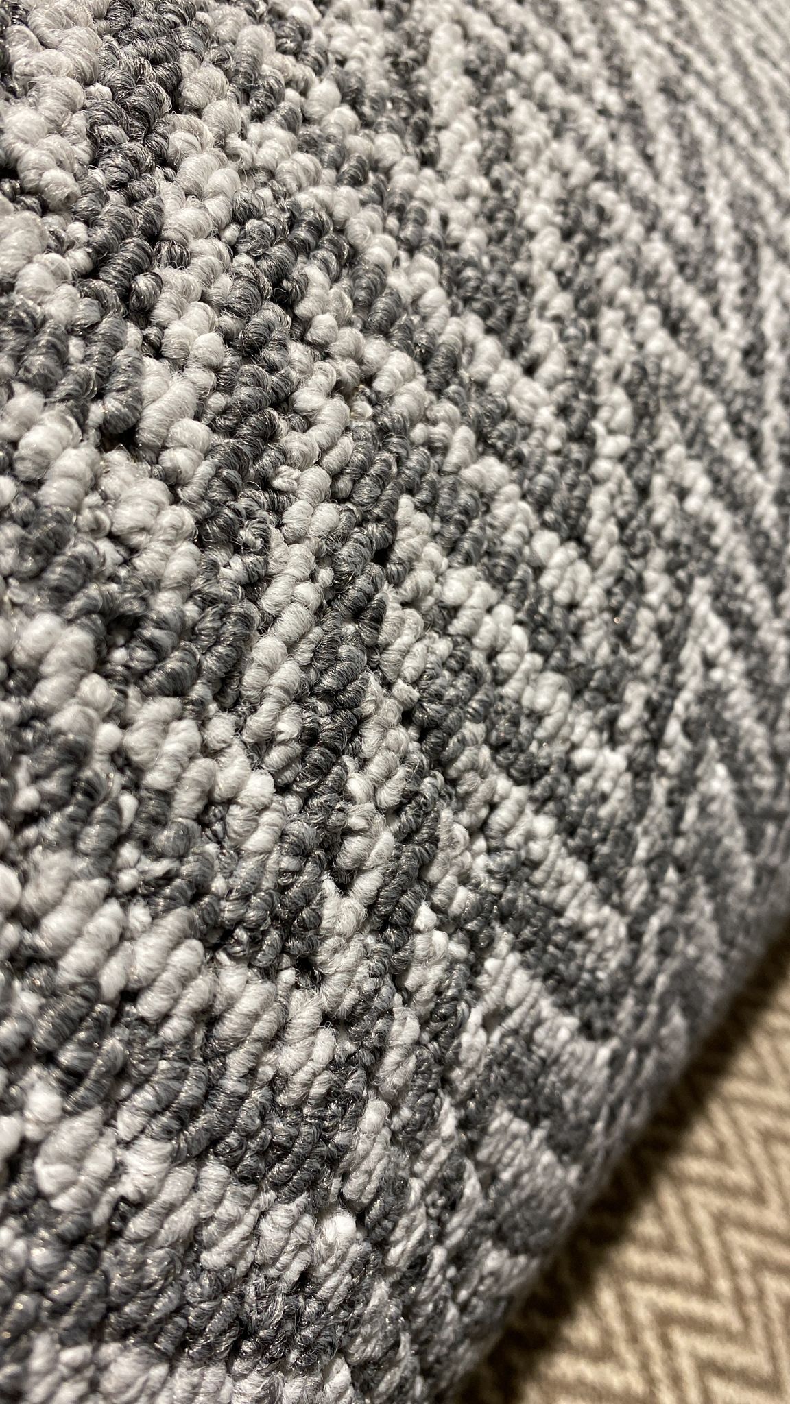 Aztec Herringbone Carpet - Silver 3121