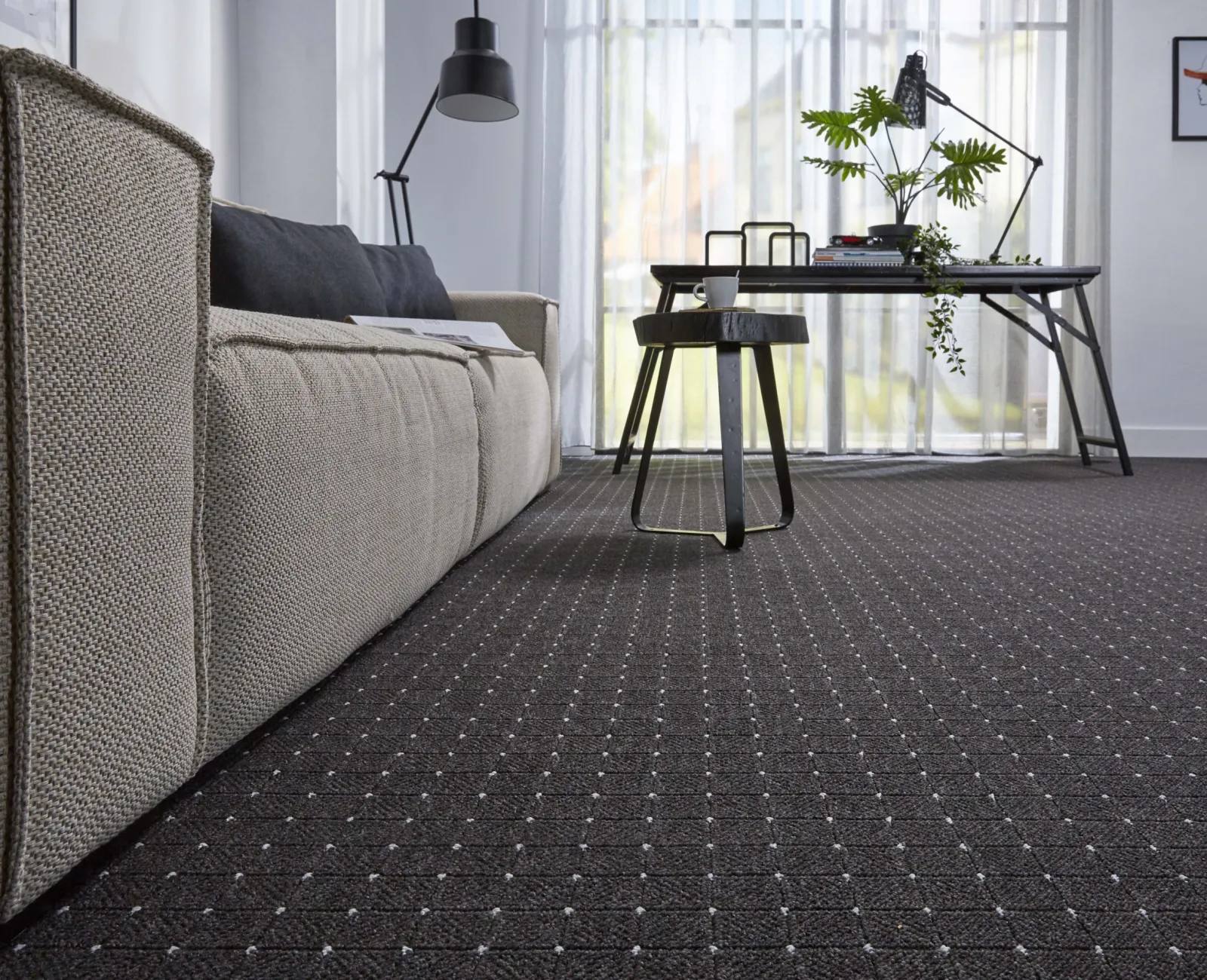 Solo Pattern Loop Carpet - 6428 Black