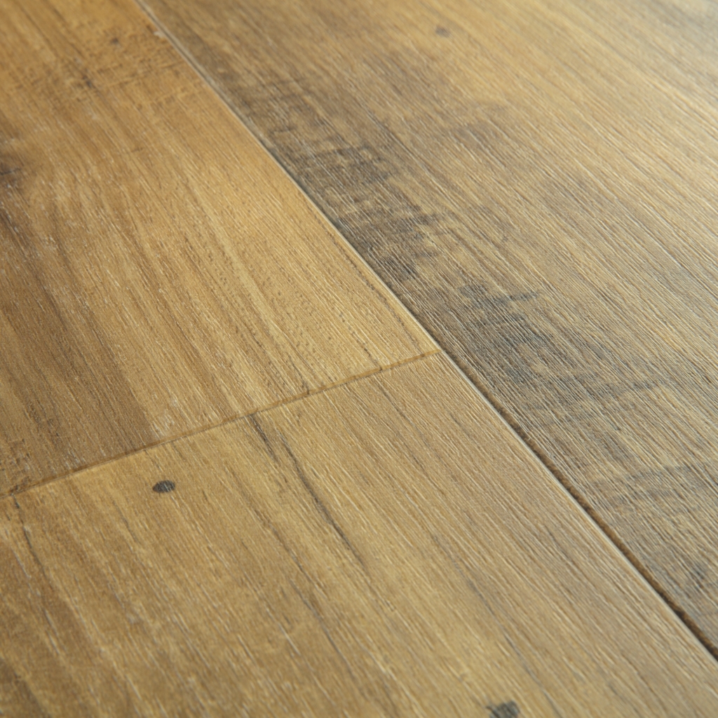 Blos Wood LVT - Vintage Chestnut Natural Blos Wood LVT - Vintage Chestnut Natural