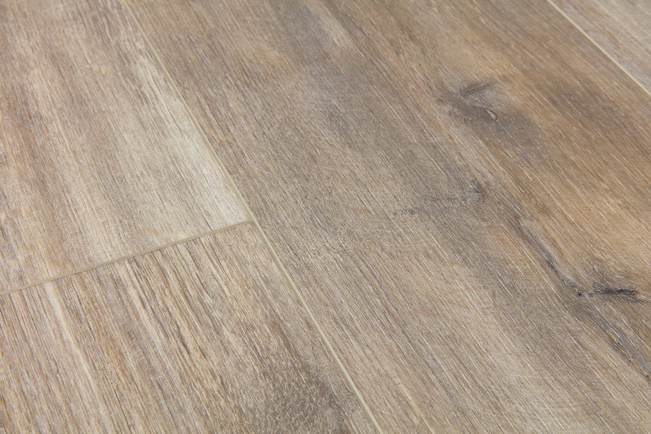 Balance Click Wood LVT - Canyon Oak Brown Balance Click Wood LVT - Canyon Oak Brown