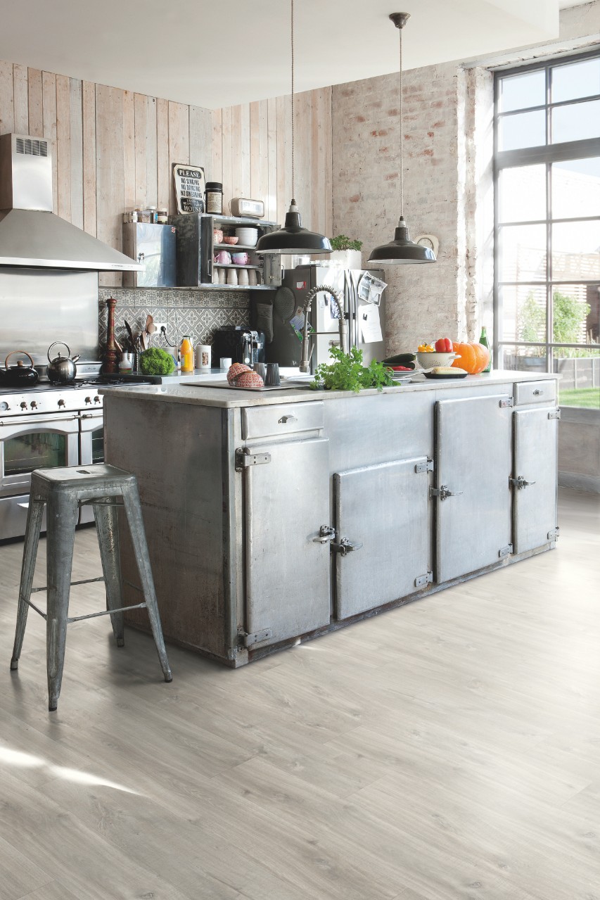 Blos Wood LVT - Canyon Oak Grey with sawcuts Blos Wood LVT - Canyon Oak Grey with sawcuts