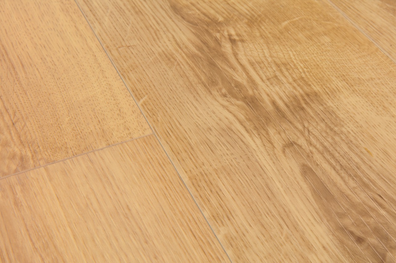 Balance Click Wood LVT - Classic Natural Oak