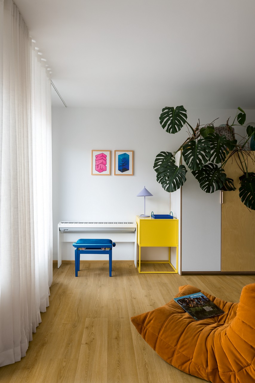 Bloom Wood LVT - Botanic smoked oak 40238
