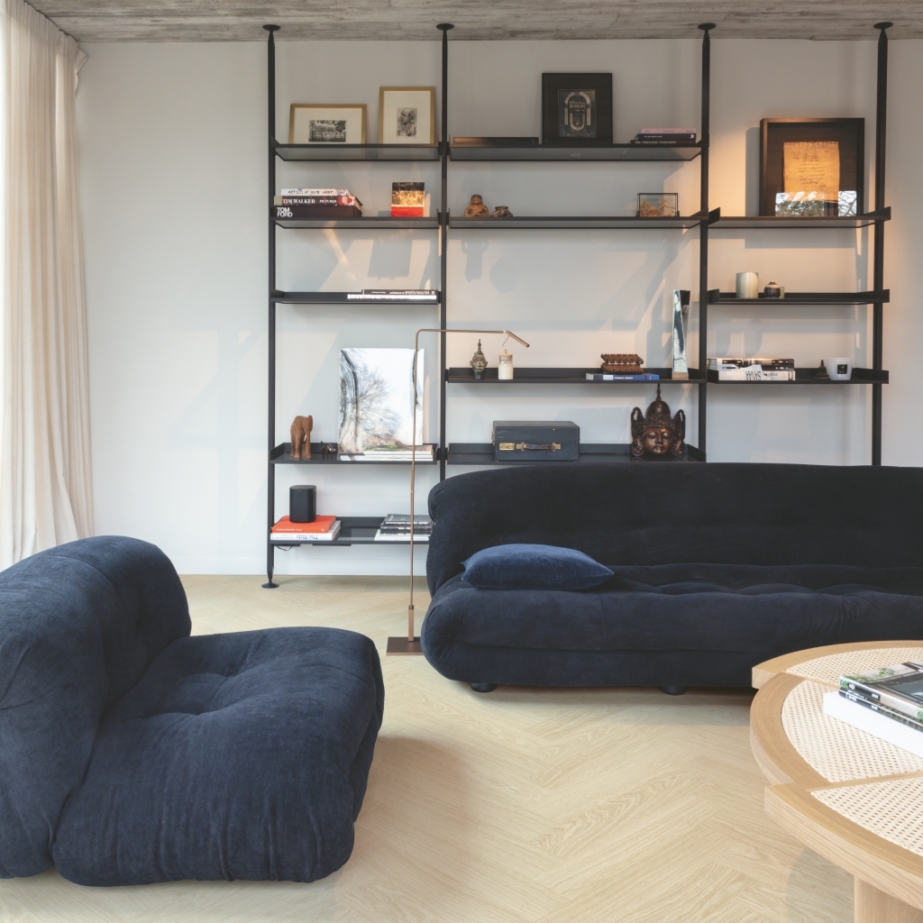 Ciro Herringbone LVT - Pure oak polar Ciro Herringbone LVT - Pure oak polar