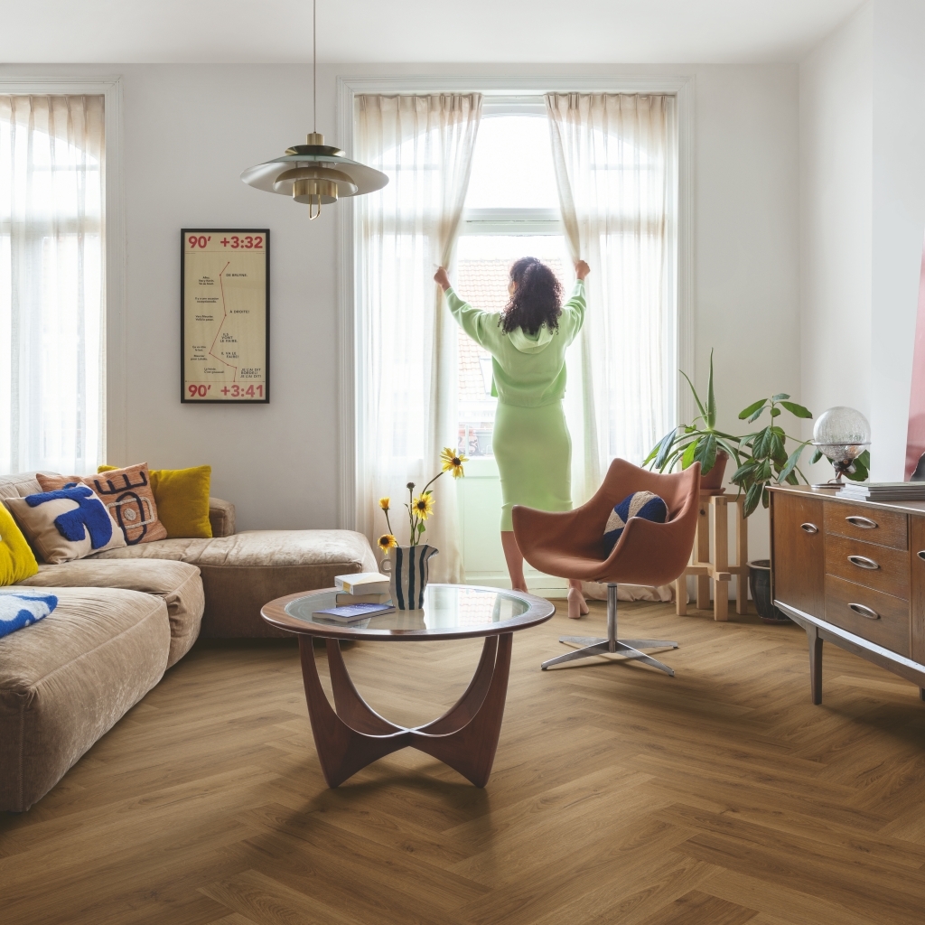 Ciro Herringbone LVT - Botanic caramel oak