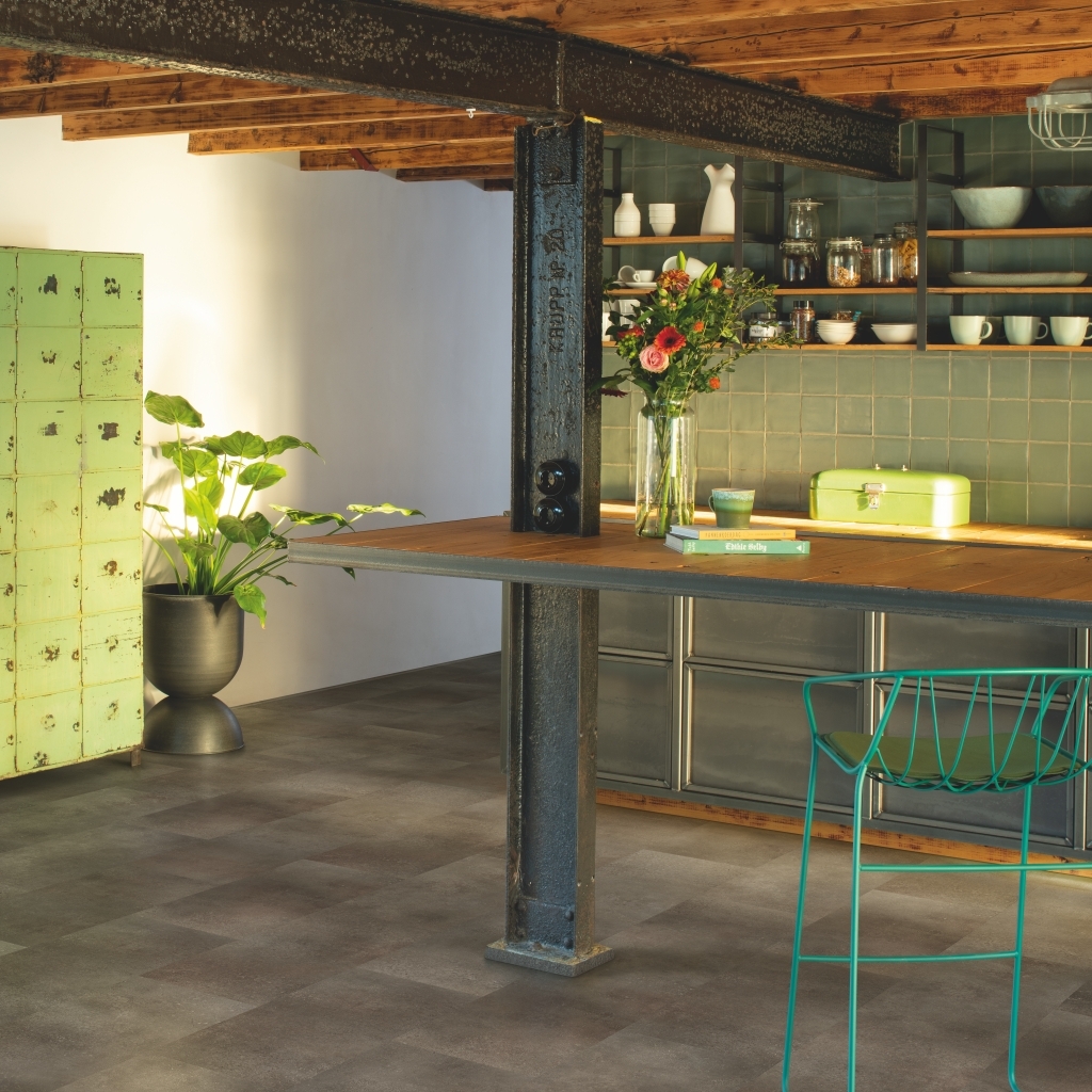 Oro Tile LVT - Oxidized rock Oro Tile LVT - Oxidized rock