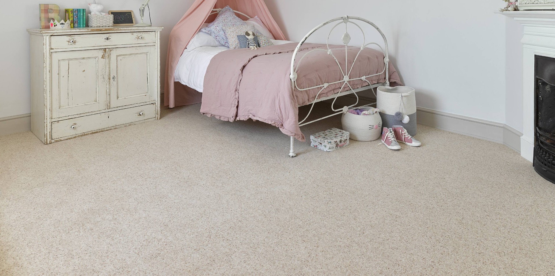 Strathmore Berber Wool Twist Carpet